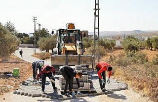 Aşağı Arıl Mahallesi’nde kilitli parke taşı...