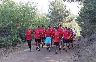 Atletler Türkiye’nin ilk Milli Parkı’nda oksijen...