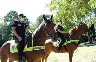 Atlı polislerden Maçka Parkı’nda korona virüs...