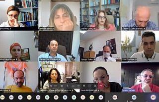 AÜ’de Korona virüse yakalanıp okula gelemeyen...