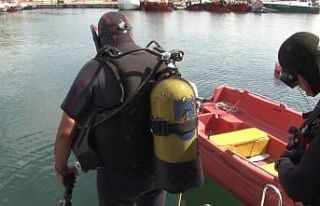 Avcılar’da balık adamlı deniz temizliği