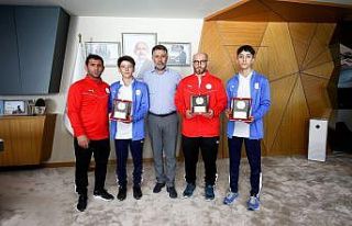 Avrupa 3’üncüsü olan milli güreşçi Miraç’ın...