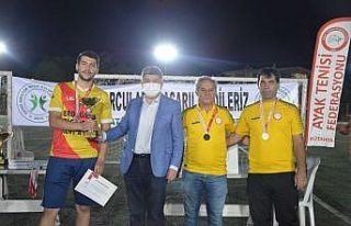 Ayak tenisi bölge şampiyonası Gediz’de yapıldı