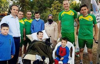 Ayak tenisi turnuvasında anlamlı başlangıç