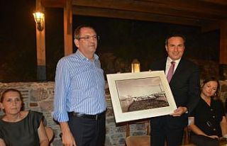 Ayvalık Kaymakamı Görgülüarslan’a buruk veda