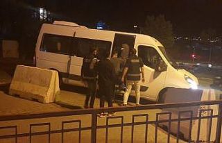 Ayvalık’ta FETÖ’cü 3 teğmen göçmenler gibi...