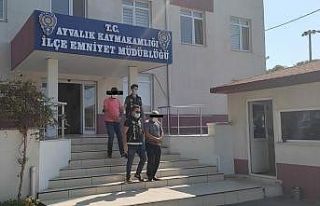 Ayvalık’ta seyyar midye tezgâhında uyuşturucu...