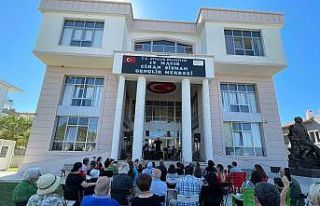 Ayvalık’ta zeytin çekirdeklerinden sezonun ilk...