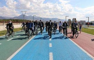 Aziziye’de açılış coşkusu