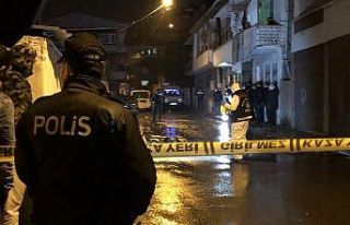 Babasının öldürülmesine şahit olan kız çocuğuna...