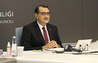 Bakan Dönmez: “GES ve RES yatırımlarımızda...