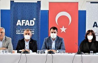 Bakan Kurum:” Muğla ve Manavgat’ta bin 100 binanın...