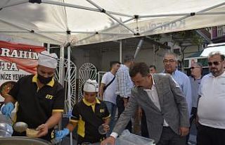 Balıkesir’de ülkücülerden aşure hayrı