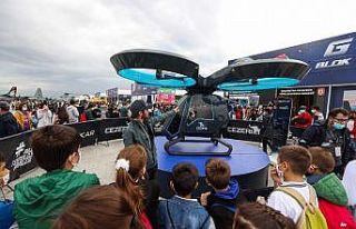 Balıkesirli gençlerden TEKNOFEST çıkartması