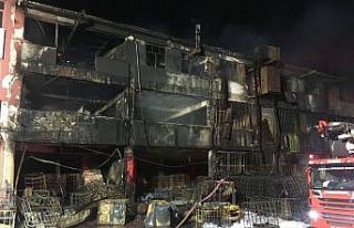 Başakşehir’de kimya fabrikasında çıkan yangın...