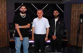 Başkan Çağırıcı, rap müziğin ünlü isimlerini...