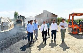 Başkan Çınar, yol yenileme çalışmalarını inceledi