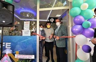 Başkan Çöl iş yeri açılışına katıldı