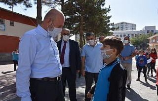 Başkan Çolakbayrakdar’dan yapımı devam eden...