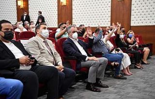 Başkan Esen, yeniden Konyaaltı Kent Konseyi başkanlığına...