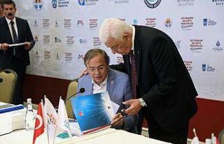 Başkan Gürün Büyükşehir başkanlar toplantısına...