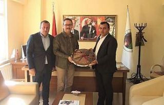 Başkan Kartoğlu’ndan Pütürge’ye tam not