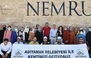 Başkan Kılınç, hemşerileriyle tarihi yerleri...