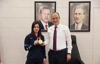 Başkan Örki şampiyon sporcuyu ağırladı