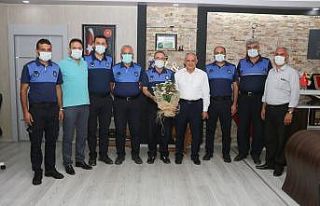 Başkan Öztürk Zabıta Haftası’nı personeliyle...