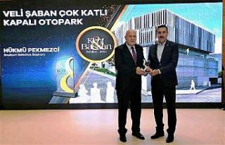 Başkan Pekmezci’ye ikinci başarı ödülü