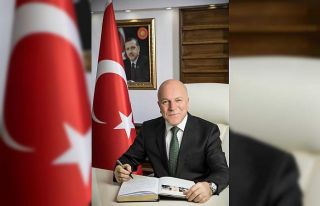 Başkan Sekmen: “Üniversiteli gençlerimizin daima...