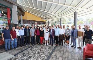 Başkan Sürekli Buca esnafıyla buluştu