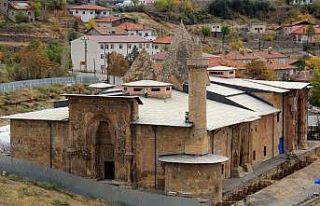 Batı öldürürken ecdat sesle tedavi ediyordu