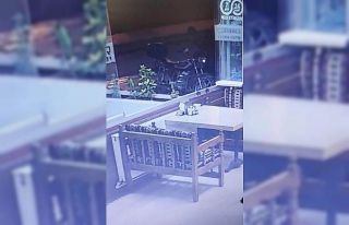 Batman’da motosiklet hırsızı güvenlik kamerasına...