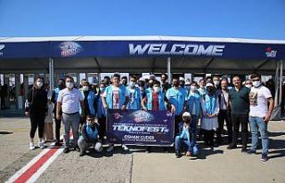 Battalgazi’nin torunları, TEKNOFEST’e hayran...