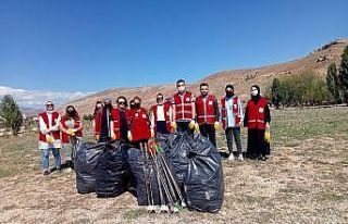Bayburt’ta Dünya Temizlik Günü’nde ormanlık...