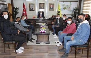 Bayburt’ta yurt sorunu yaşayan üniversite öğrencileri...