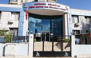 Bayraklı’da ihtiyaç sahibi öğrencilere hem barınma...