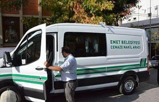 Belediyenin temin ettiği cenaze nakil aracı hizmete...