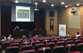 BELMEK eğitimcilerine iletişim eğitimi