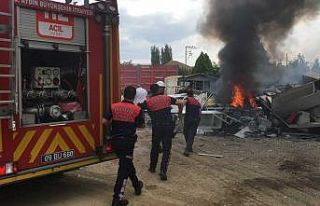 Benzin istasyonu arkasındaki hurdalıkta çıkan...
