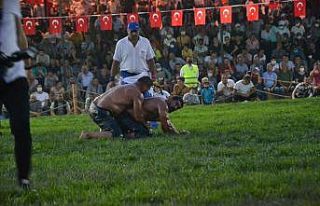 Biga Yağlı Güreşlerinin Başpehlivanı İsmail...