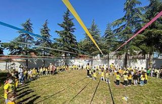 Bilecik’te düzenlenen ‘Uçurtmam Sarı Etkinliği’...