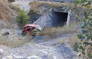 Bilecik’te şarampole uçan araçta bulunan 4 kişi...