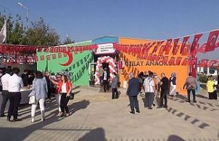 Binali Yıldırım’ın eşi Tekirdağ’da okul...