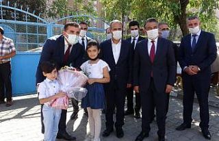 Bingöl’de İlköğretim Haftası düzenlenen etkinlikle...