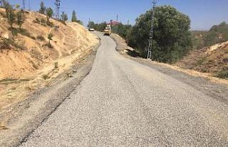Bingöl’de köy yolları asfaltlanıyor