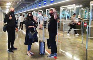 Bir yıl aradan sonra ilk İngiliz turist kafilesi...