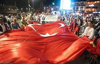 Bodrum sokakları halk oyunları ile şenlendi