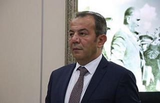 Bolu’da, AK Parti’li meclis üyeleri salonu terk...